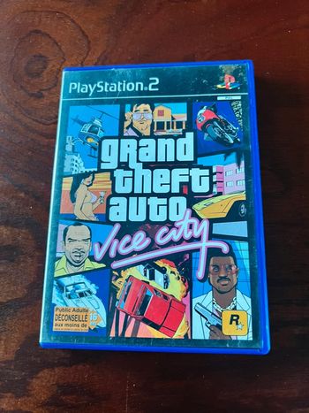 Jeu grand theft auto Vice city ps2 gta