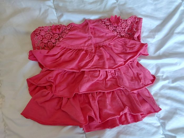 Tee-shirt bébé fille taille 9mois - photo numéro 2