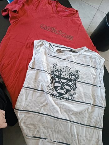 Lot vêtement tachés