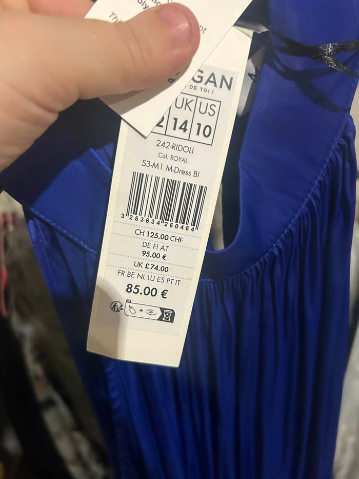 robe 61 - photo numéro 2