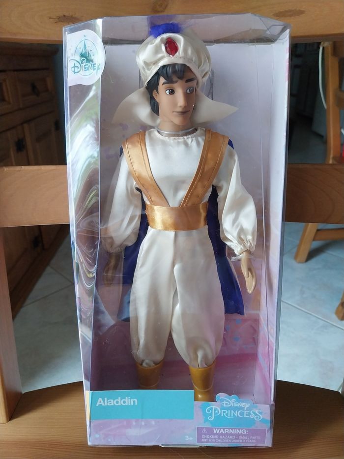 Poupée Aladdin Prince Ali classique Disney Store 2018 - photo numéro 2