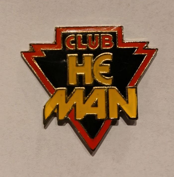 Pin's club he man (maîtres de l'univers)