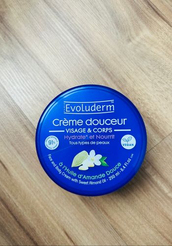 Crème hydratante Neuve Evoluderm