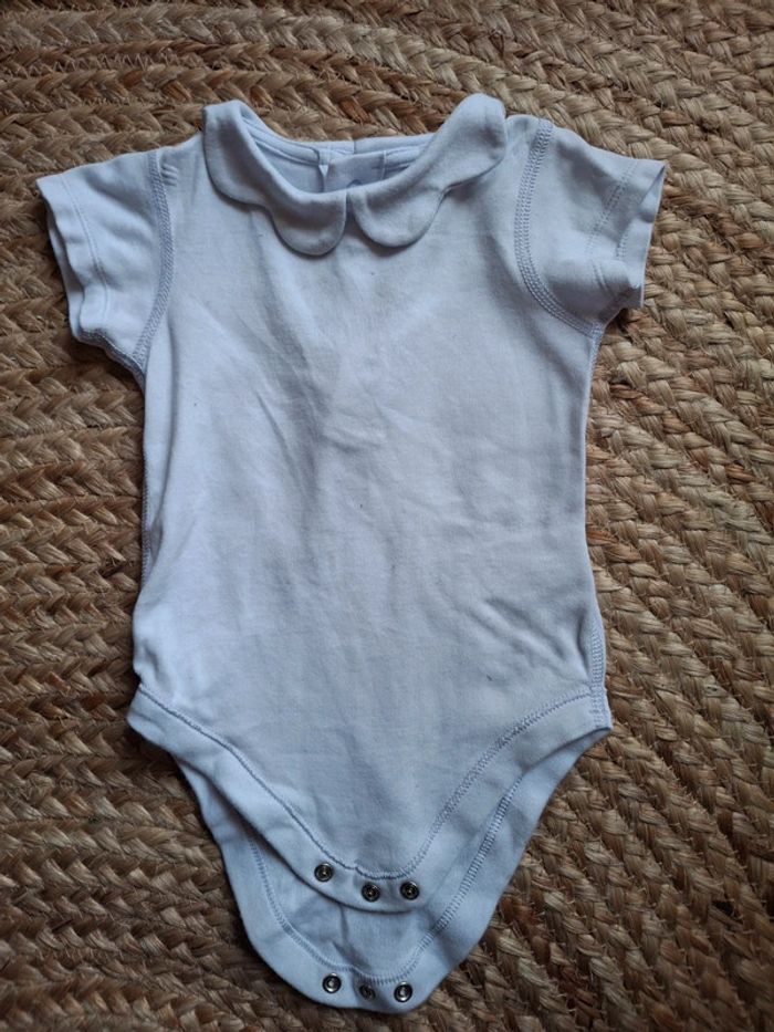 Body lilas col fleur mark&Spencer 9 mois