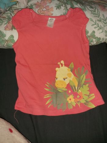 Tshirt taille 80cm 12/18mois c&a