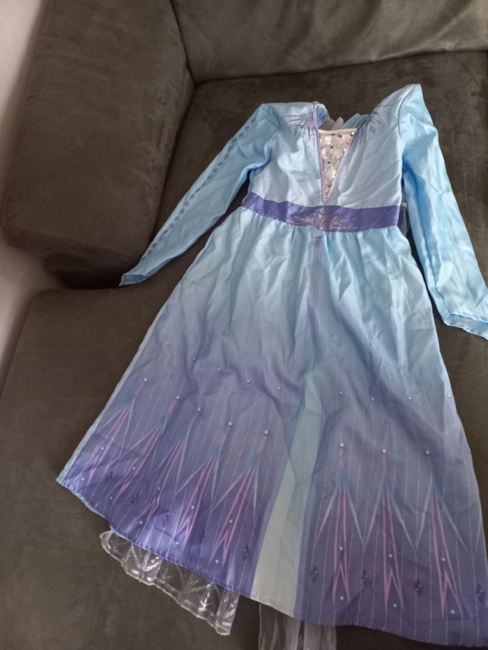 Deguisement elsa reine des neiges 2  environ 8 ans - photo numéro 4
