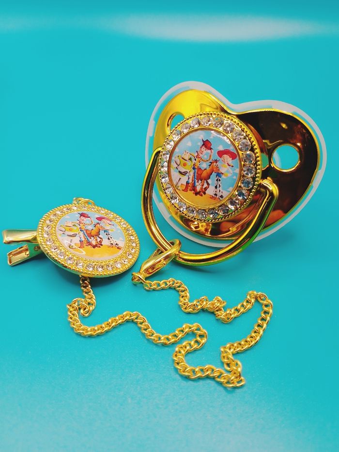 Tétine strass avec attache Toy story - photo numéro 2