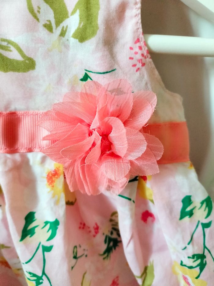 Robe d'été rose à fleurs en coton - photo numéro 3
