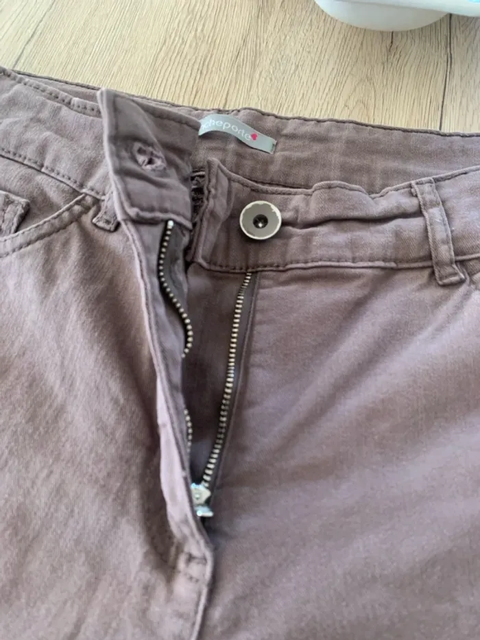 Jean taille 40 - photo numéro 2