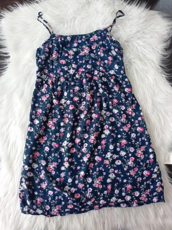 Robe fleurie Abercrombie et Fitch M