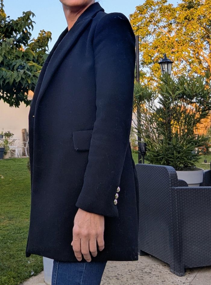 Manteau long noir MANGO – laine mélangée, coupe élégante et intemporelle - photo numéro 2