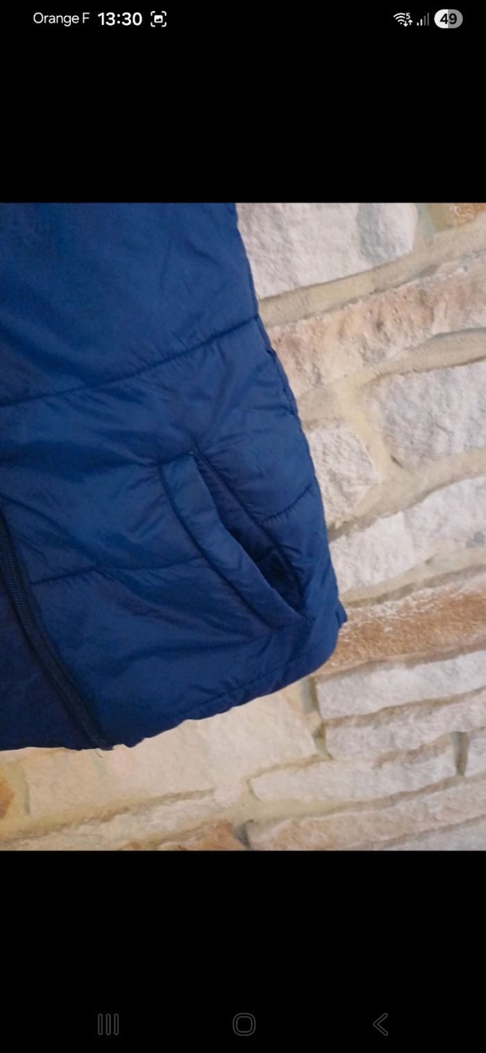 Doudoune légère sans manches taille 8 ans - photo numéro 3