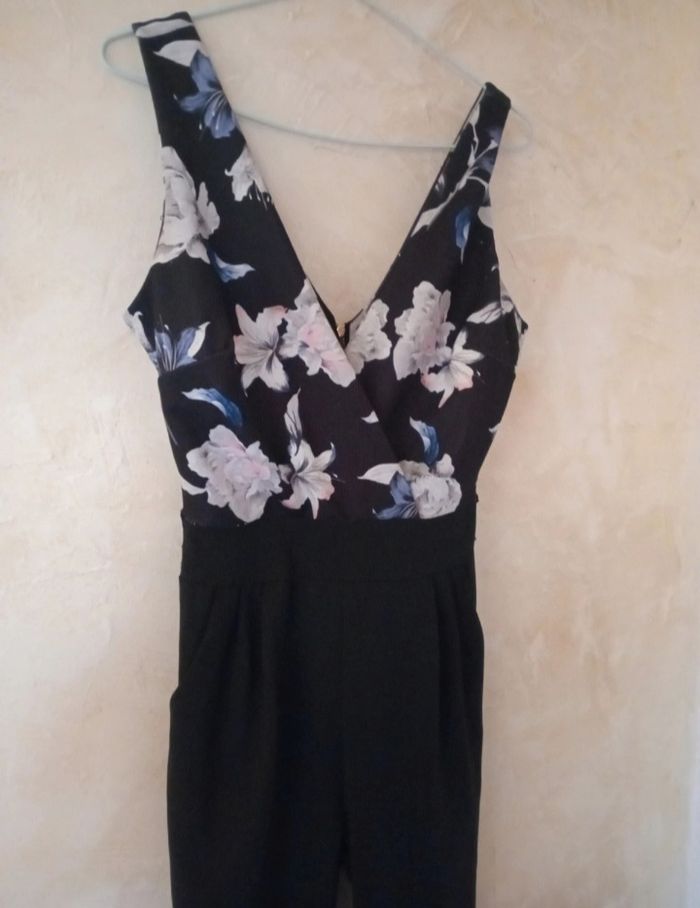 Combinaison  fleurie t36 - photo numéro 3