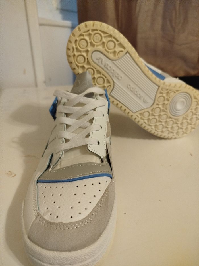 Basket adidas - photo numéro 2