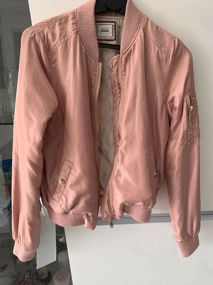 Bombers rose