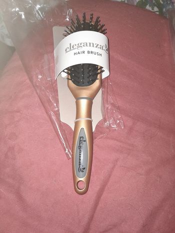 1 brosse doré