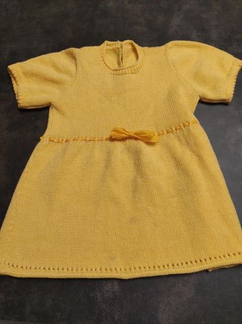 Robe tricoté main taille 2/3 ans