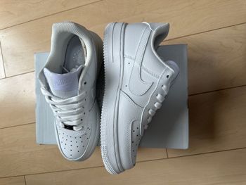Baskets Nike Air Force 1 Low '07 blanches --- Taille 38