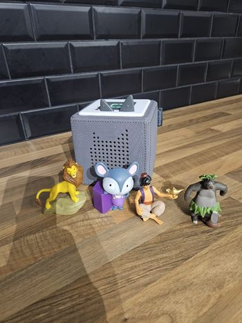 Toniebox + 4 tonies