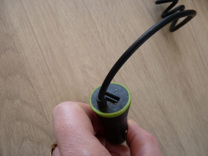 Mini chargeur allume cigare belkin cable spirale vers micro USB universel - photo numéro 4