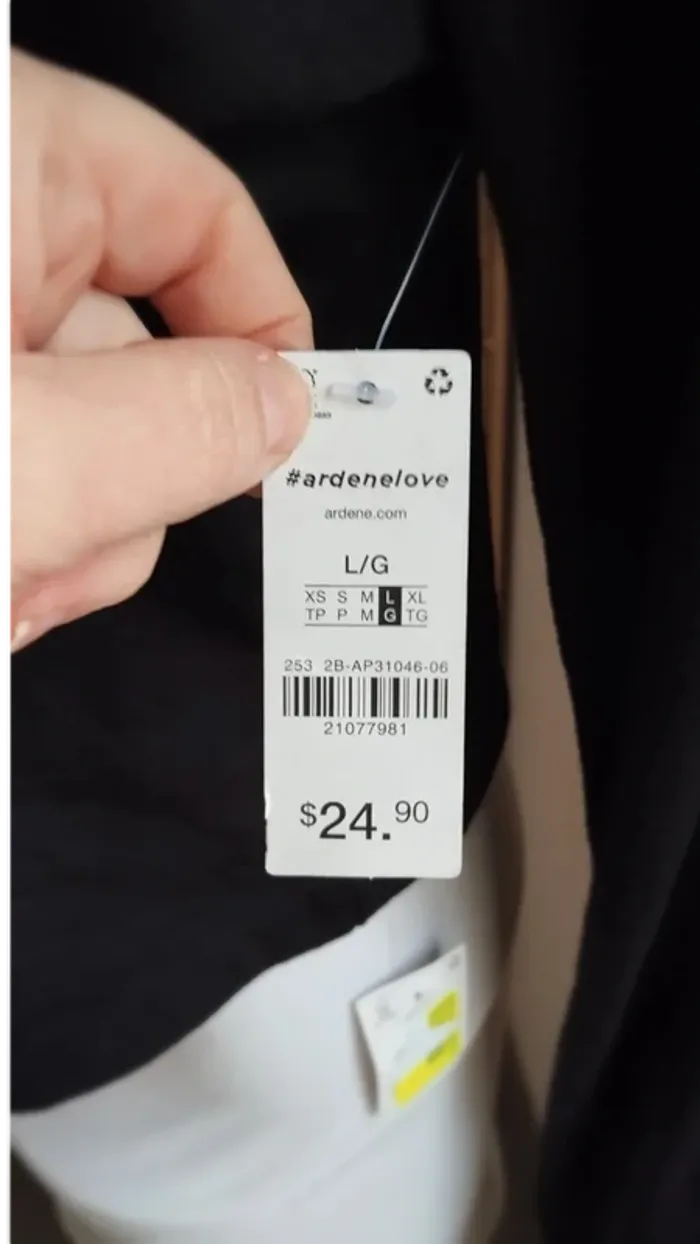 Tee-shirt manches longues noir taille l Ardene manches avec ouvertures - photo numéro 9