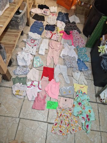 Lot 6 mois fille N°20 20.00