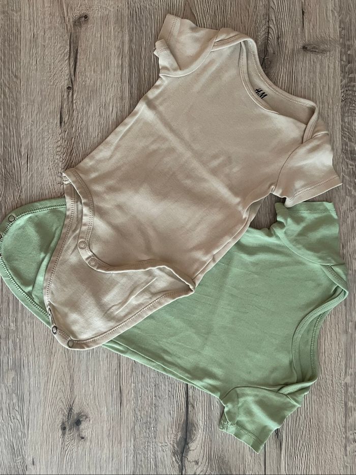 Lot bodies H&M