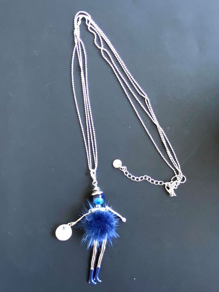 Collier Fantaisie et poupée Articulée - photo numéro 3