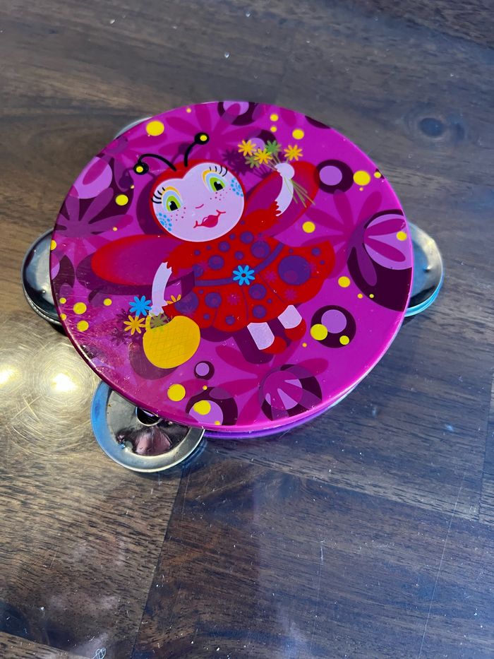 Tambourin pylones Pylones Beebs