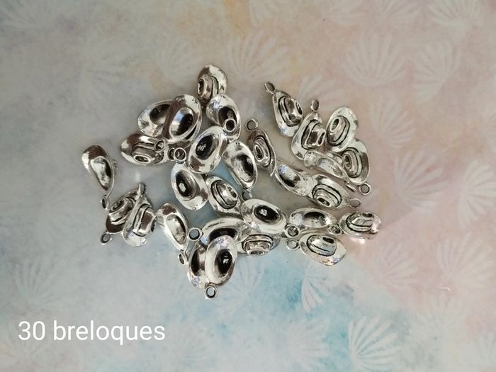 Lot de 255 breloques - photo numéro 9