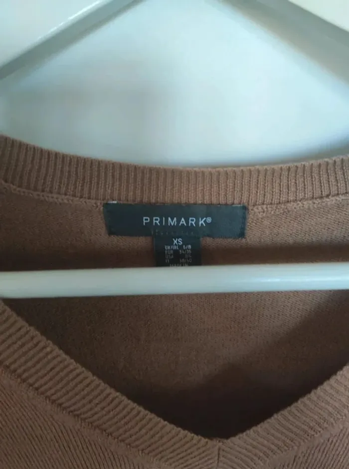 Primark pull fin col V XS - photo numéro 3