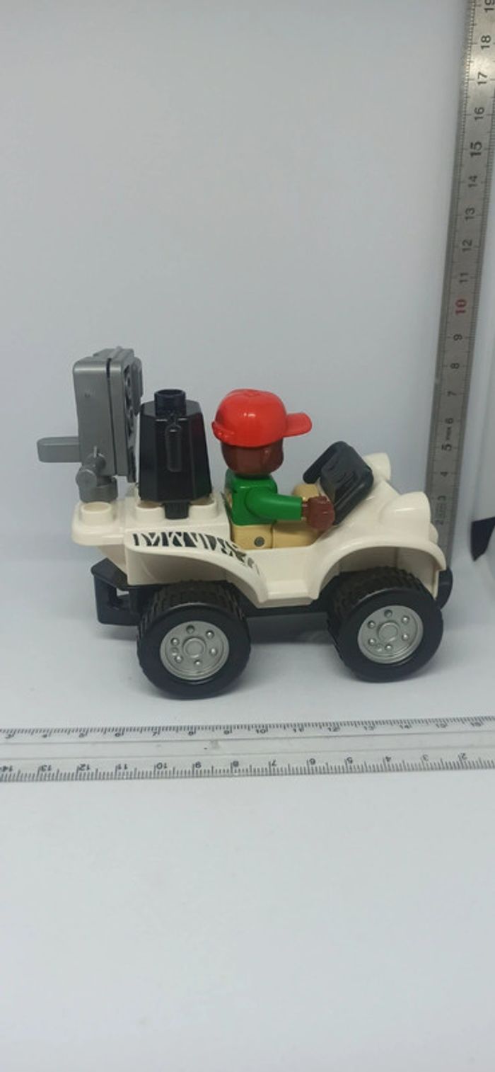 Véhicule quad de zoo avec soigneur caméra et théière lego duplo - photo numéro 4