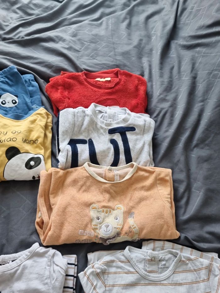 Lot vêtements bébé 24 mois - photo numéro 6