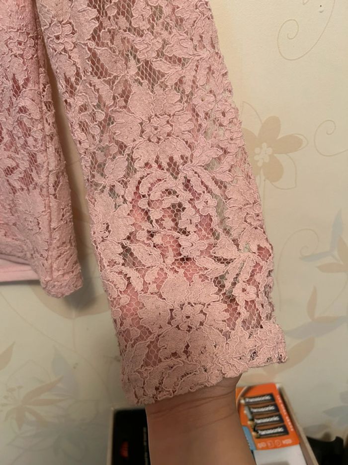 Blouse romantique couleur rose en dentelle - photo numéro 5