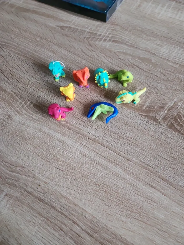 Lots de dinosaures kinder