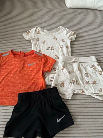 Ensemble Nike et H&M simba