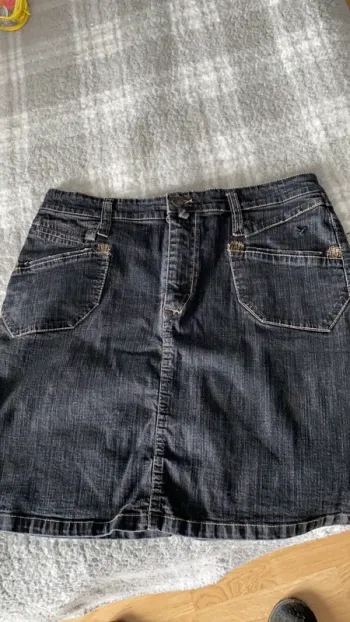 Jupe taille 42 en jean