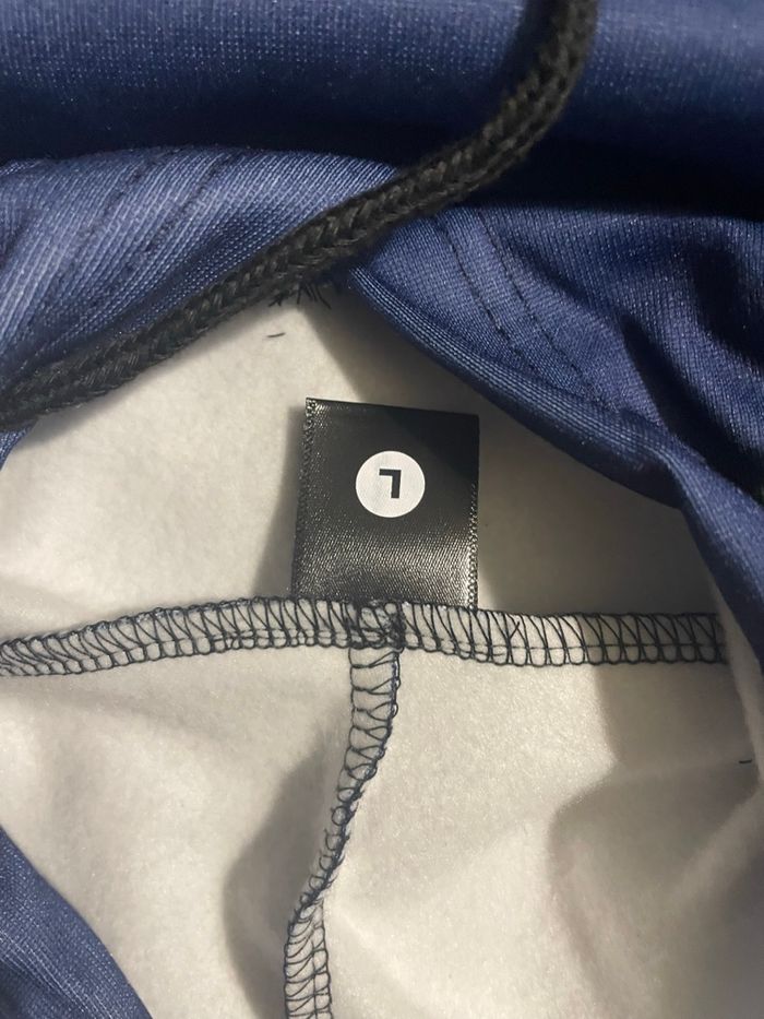 Pull Bleu - neuf - Chaud - photo numéro 3