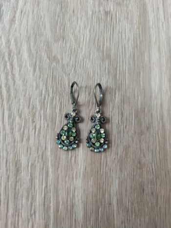 Boucles d'oreilles neuves