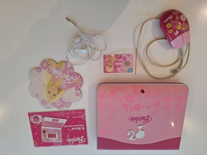 Ordinateur éducatif Barbie + souris/tapis/écouteurs/carte d'extension