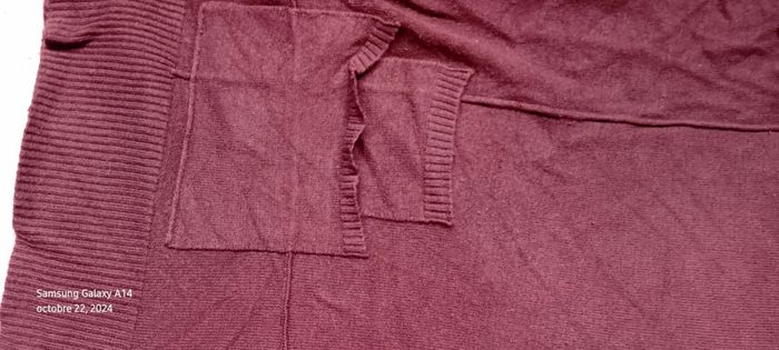 Pull court col V avec poches bordeaux femme taille 38/40 DDP - photo numéro 10
