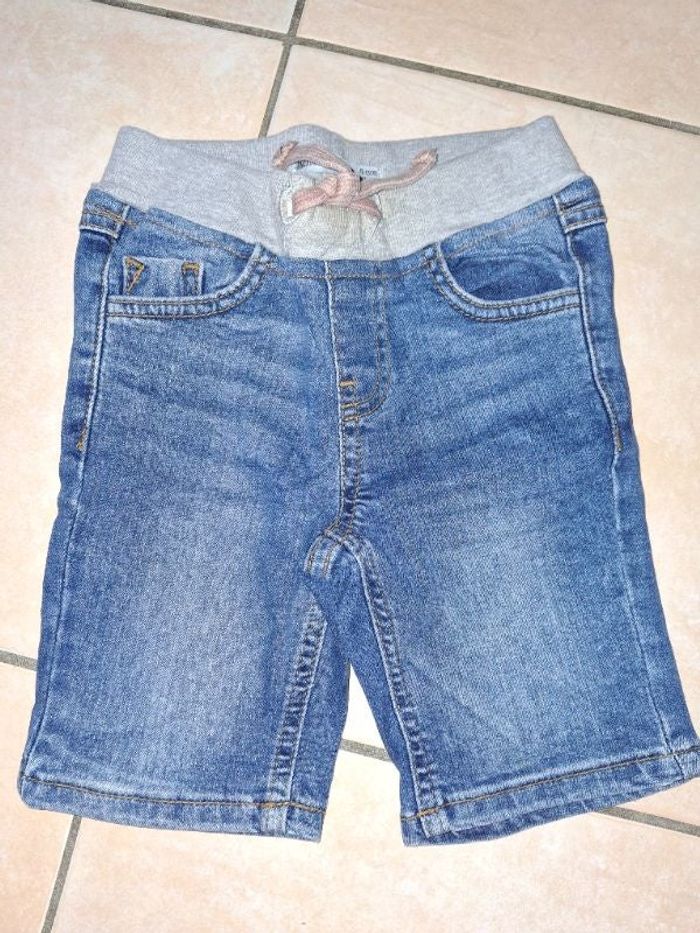 Short 4 ans