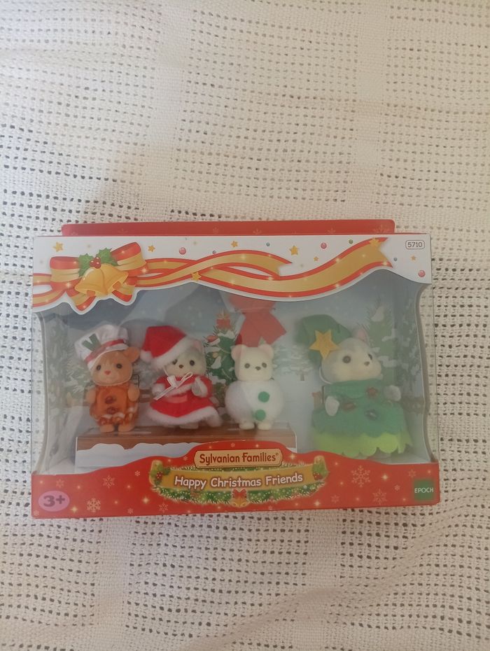 Sylvanian Families Happy Christmas Friends neuf - photo numéro 2