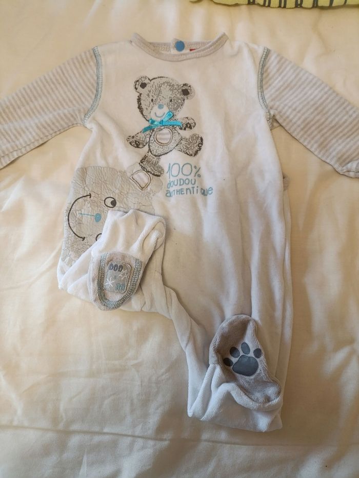 Pyjama 1 mois - photo numéro 4