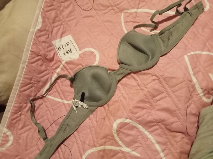 Soutien gorge (-4) - photo numéro 5