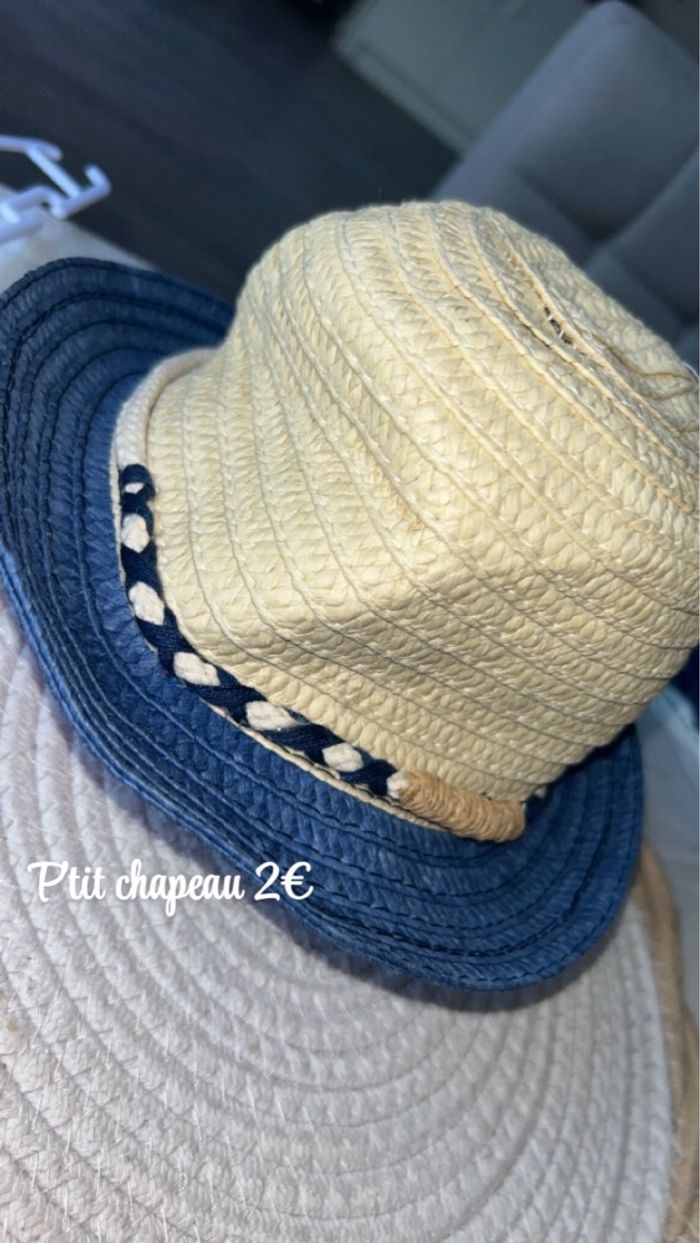 Petit chapeaux bébé