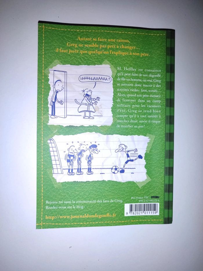 Livre le journal d'un dégonflé - photo numéro 2