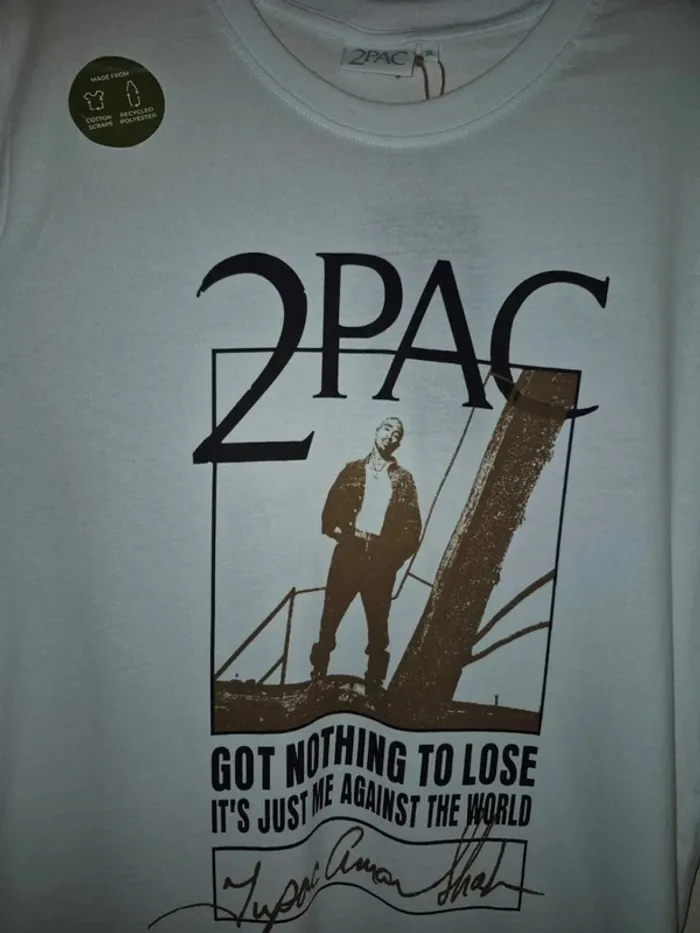 T shirt 2 PAC neuf - photo numéro 2