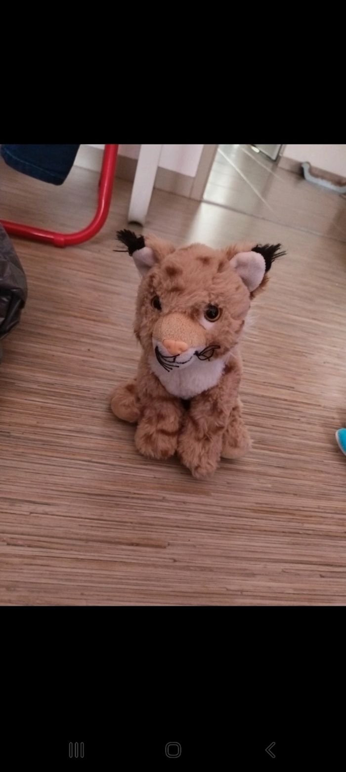 Léopard en peluche