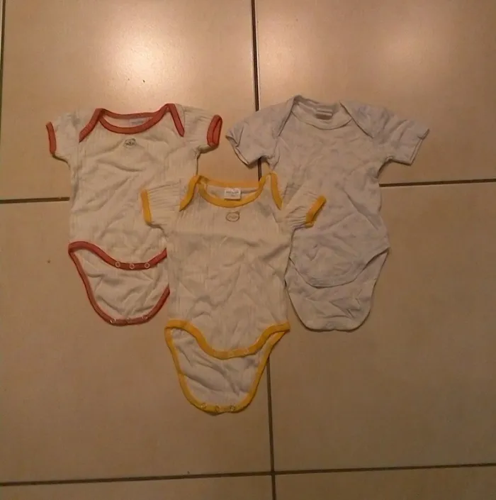 Lot bodies 3 mois mini jungle